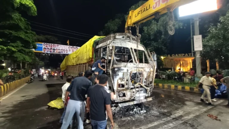 15_09_2025-indore_truck_accident_vip