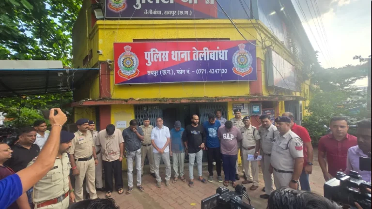 रायपुर न्यूड पार्टी, सात आरोपी गिरफ्तार, राजधानी में अश्लीलता पर पुलिस का प्रहार…