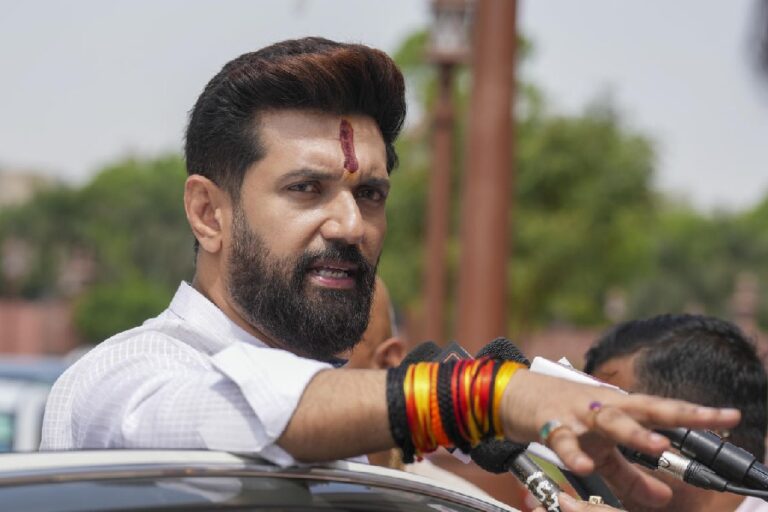 “महागठबंधन जैसा कोई भ्रम नहीं…”