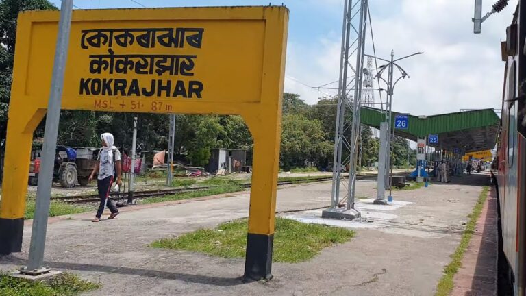 असम में संदिग्ध आईईडी धमाके से रेल हादसा टला ,कोकराझार में ट्रैक क्षतिग्रस्त…